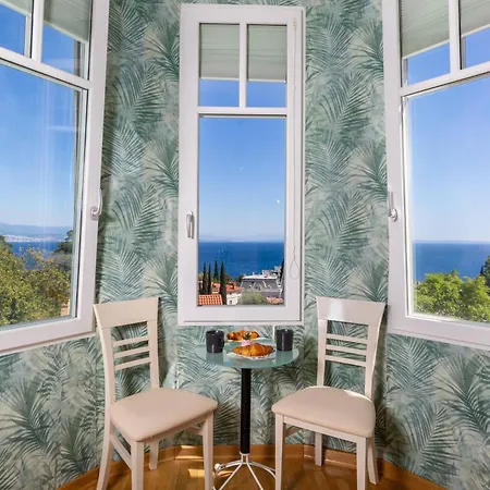 Blue Horizon *